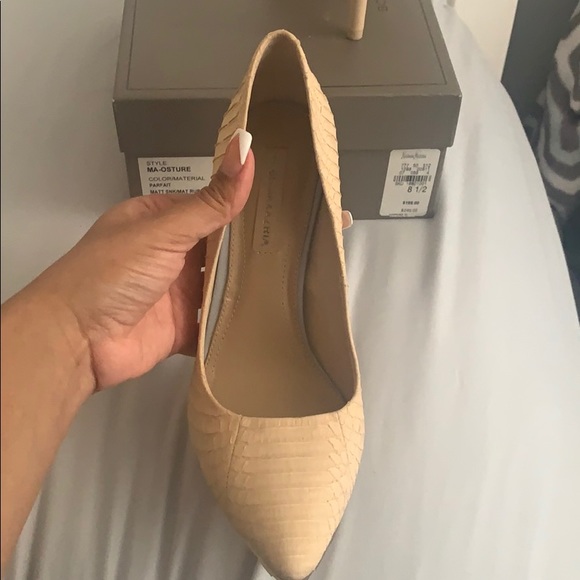 Bcbg Snake Skin pump - Picture 4 of 4